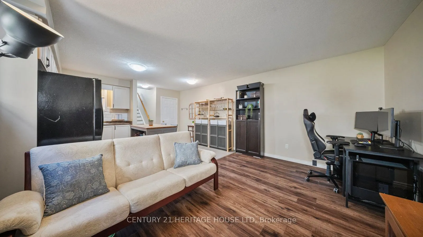 931 Glasgow Street, #14D