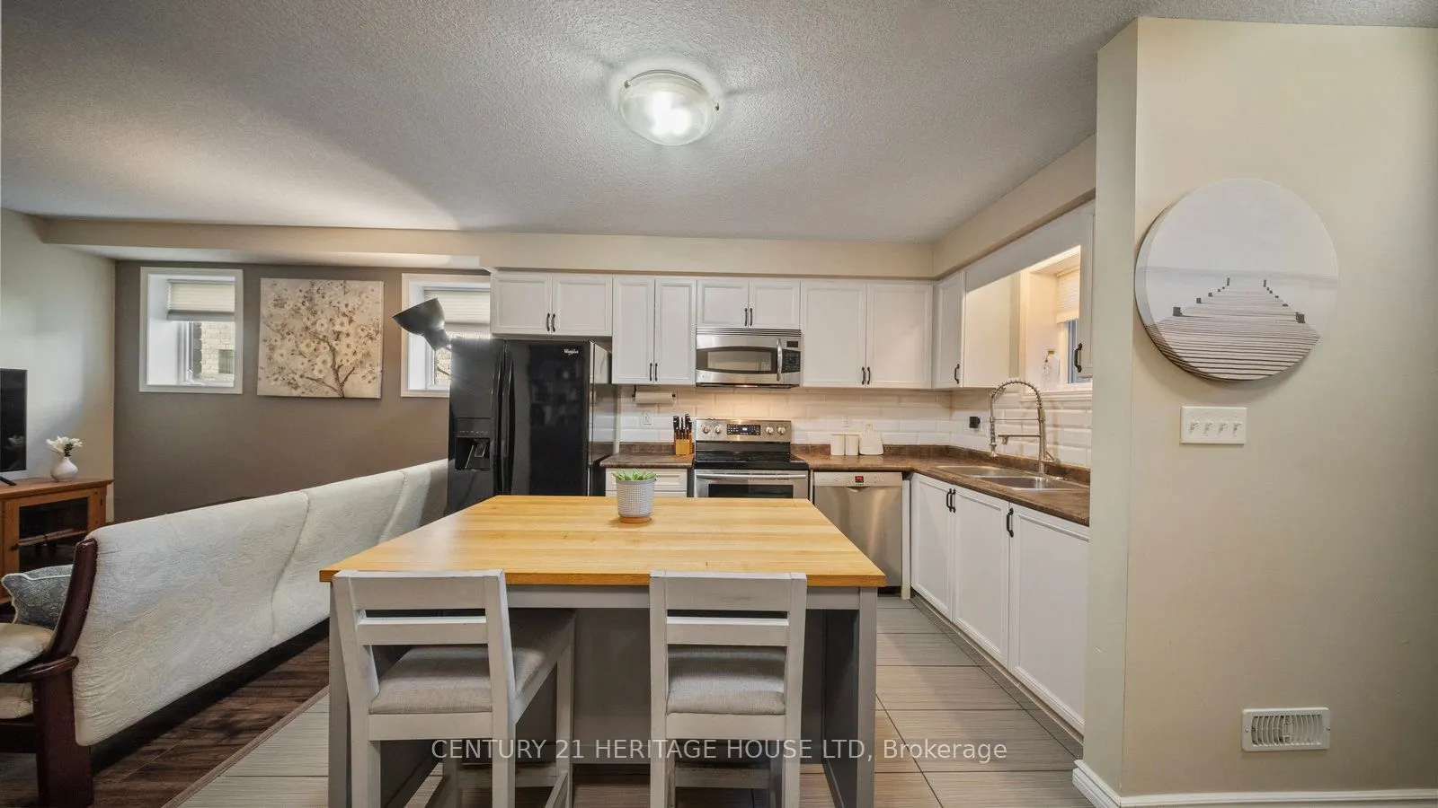 931 Glasgow Street, #14D