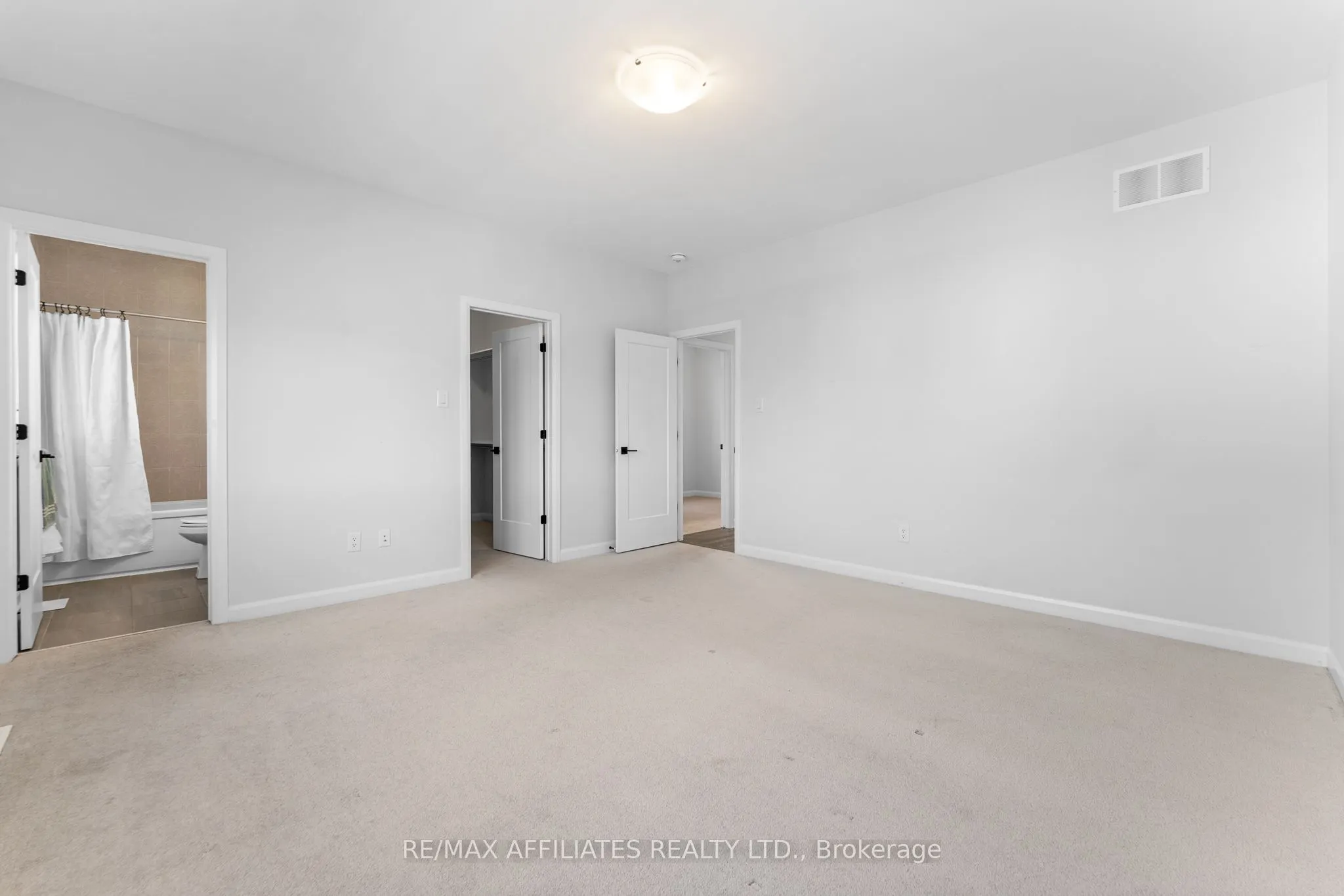 140 SHALLOW POND Place