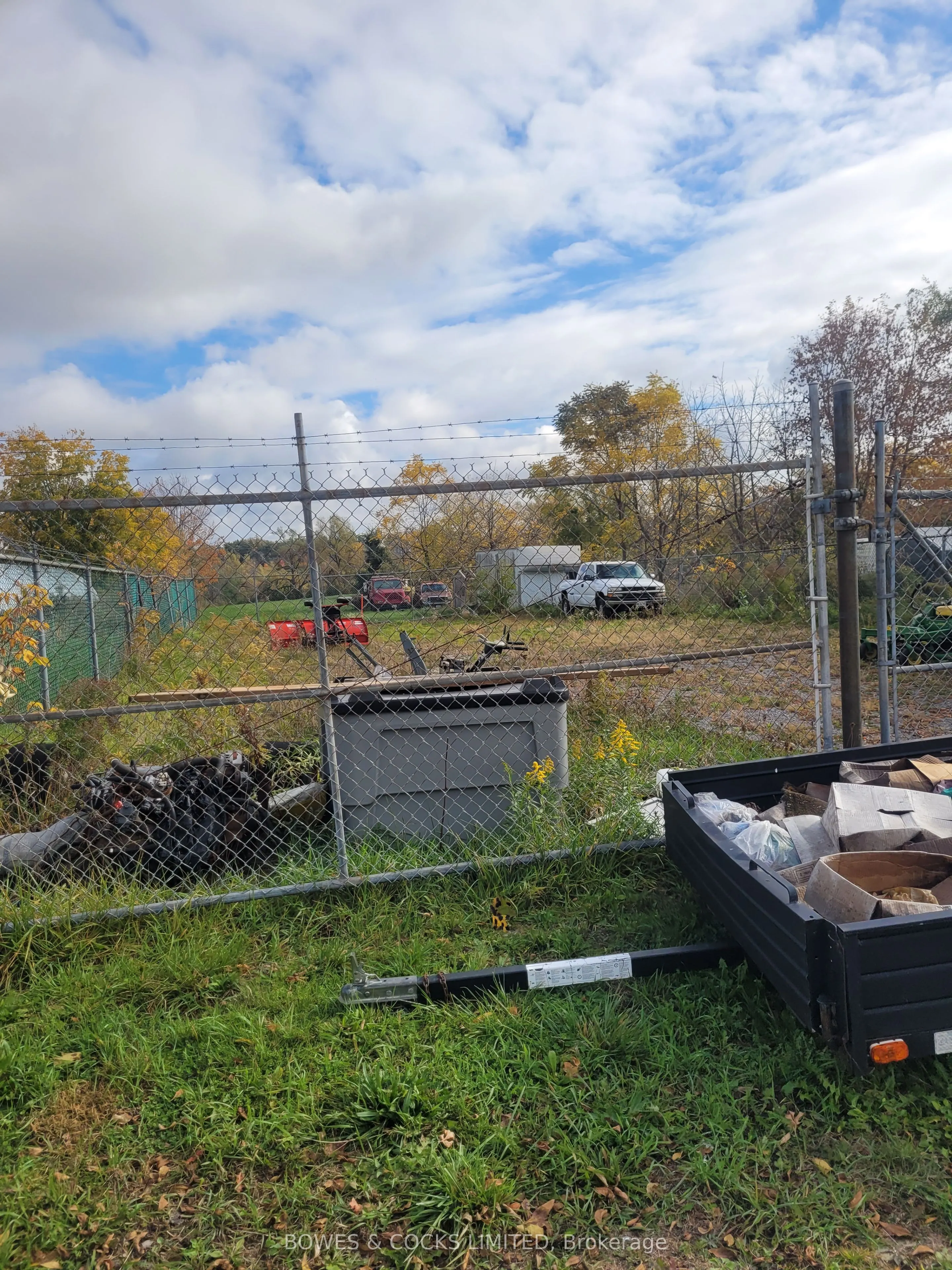 200 Lindsay Street S