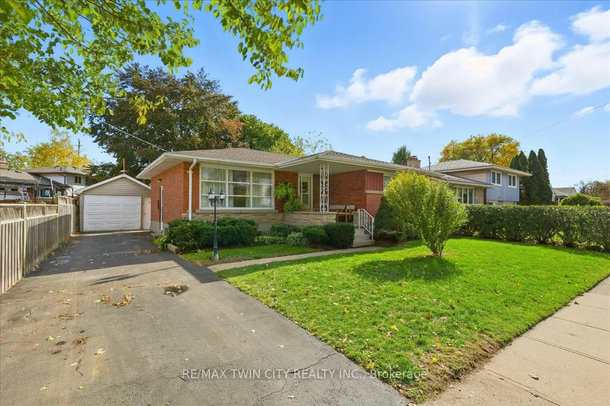 943 Winterhalt Avenue