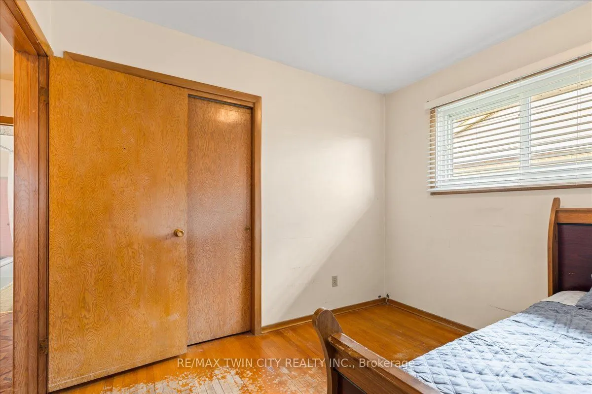 943 Winterhalt Avenue