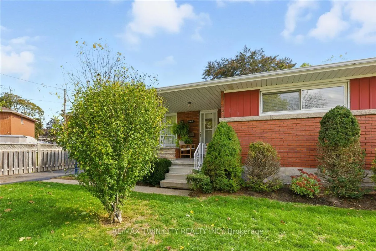 943 Winterhalt Avenue