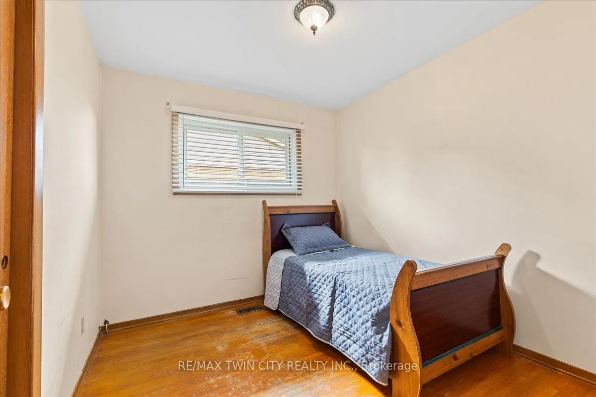 943 Winterhalt Avenue