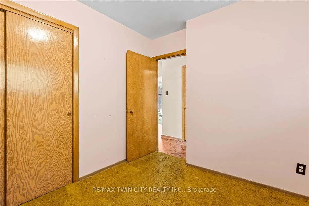 943 Winterhalt Avenue