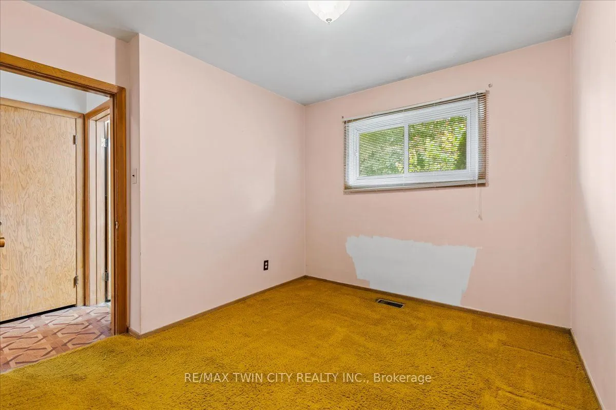 943 Winterhalt Avenue