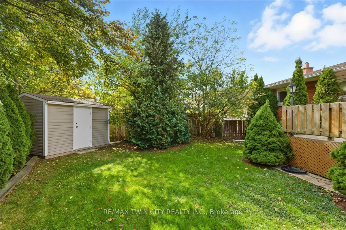 943 Winterhalt Avenue