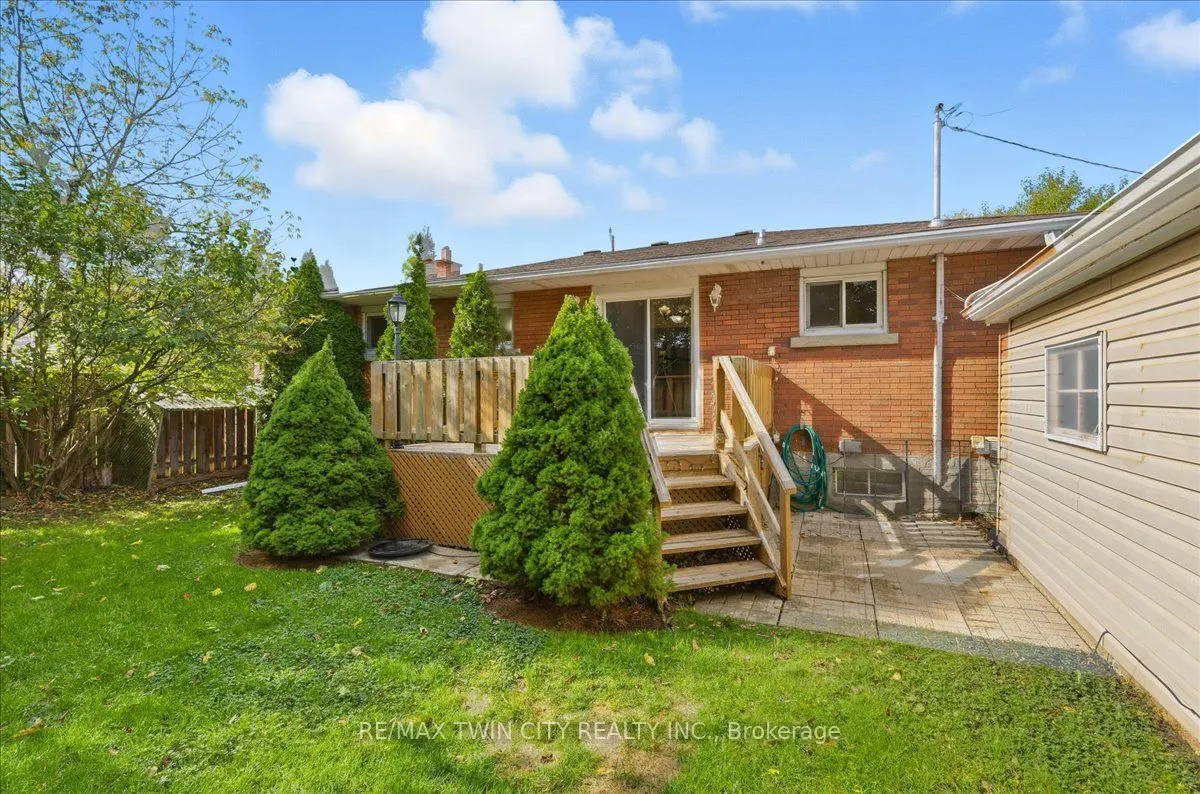 943 Winterhalt Avenue