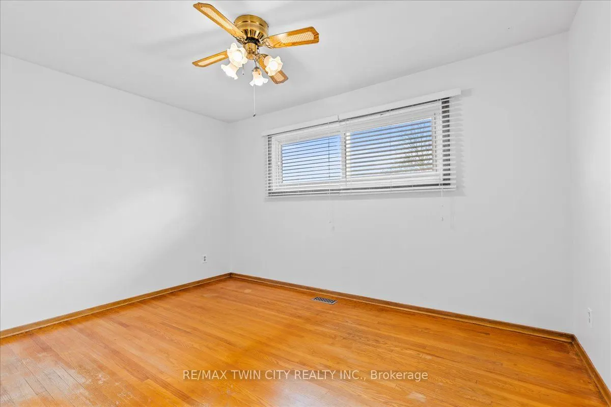 943 Winterhalt Avenue