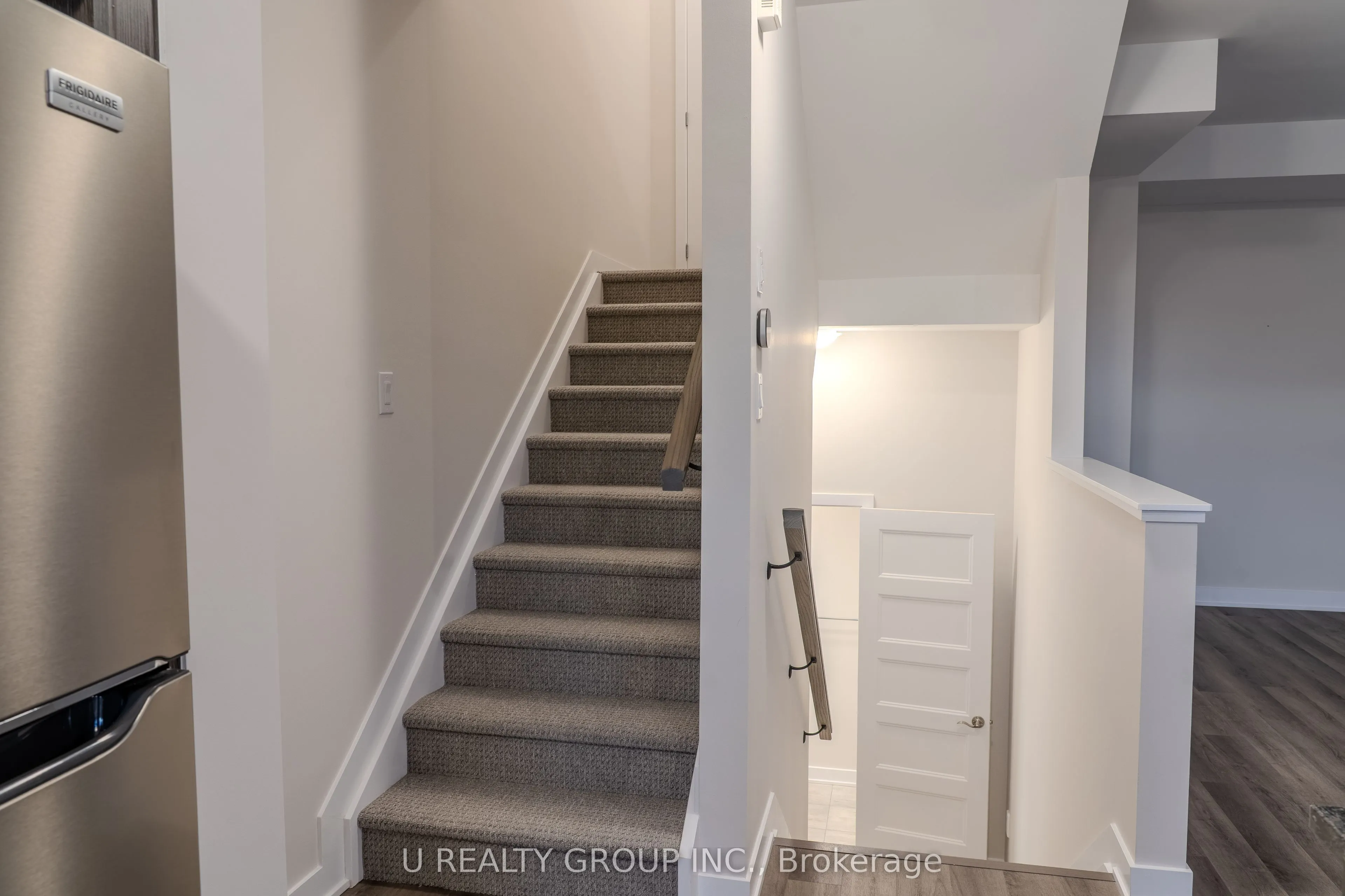 507 Lourmarin Pvt Private N