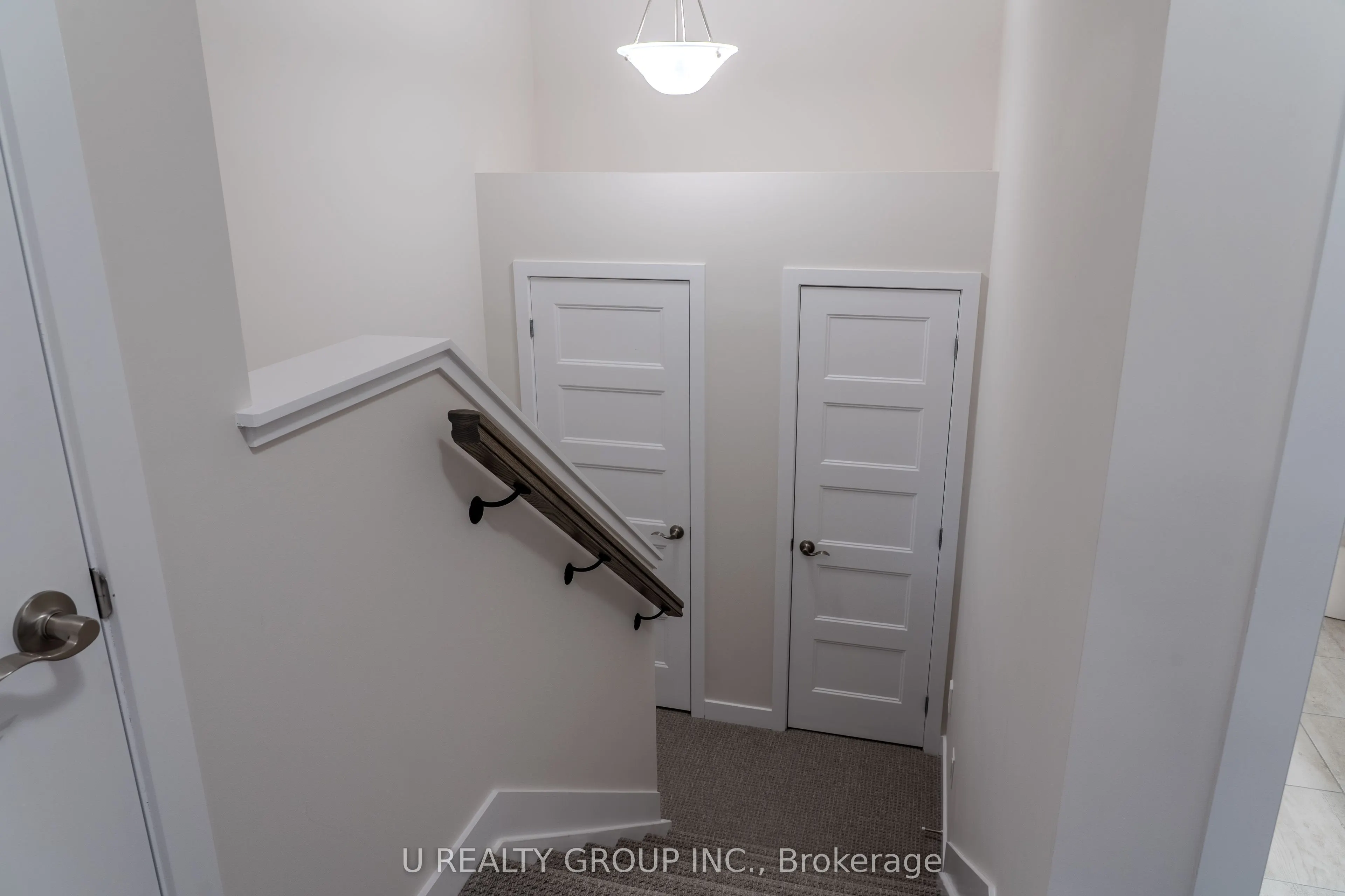 507 Lourmarin Pvt Private N