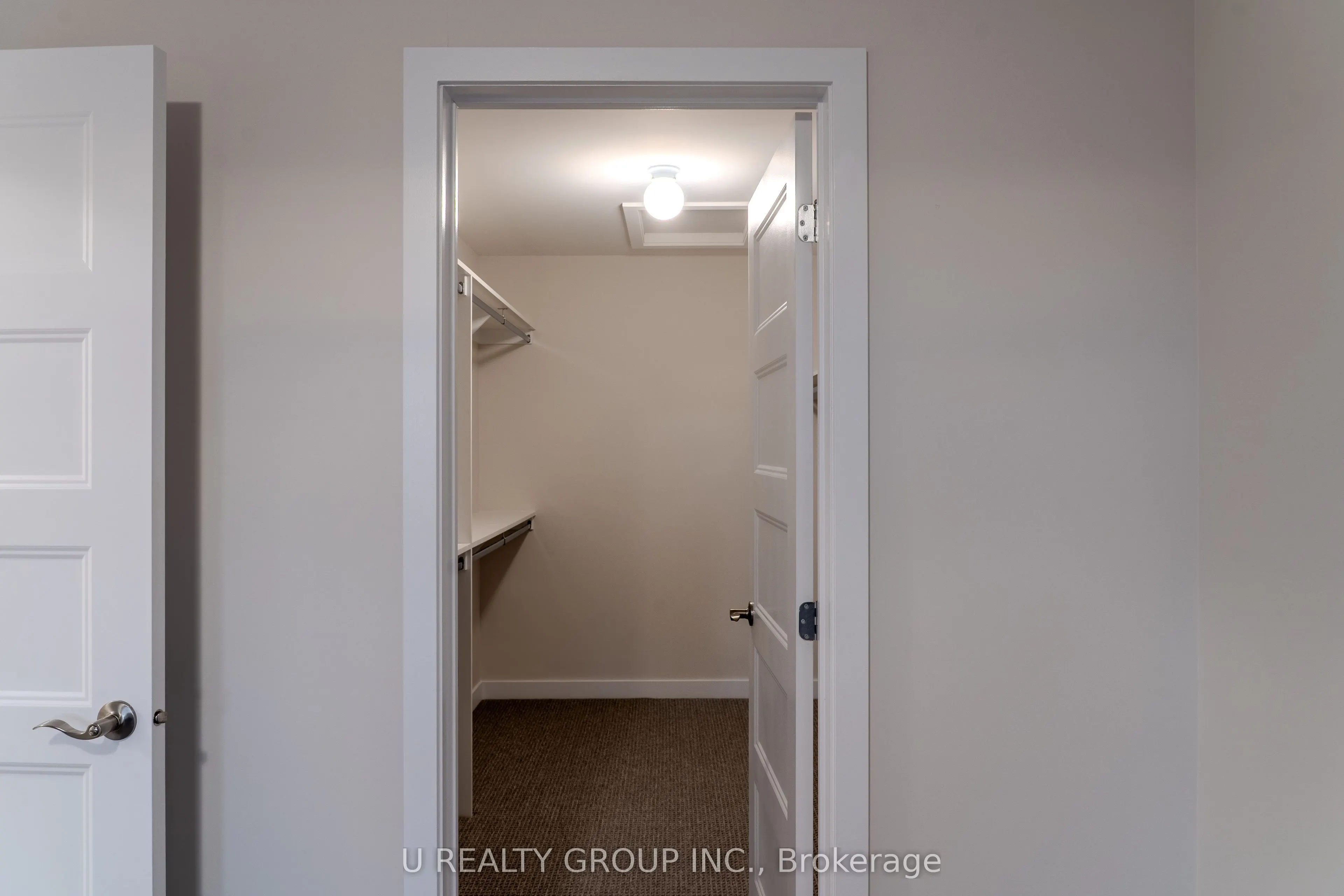 507 Lourmarin Pvt Private N