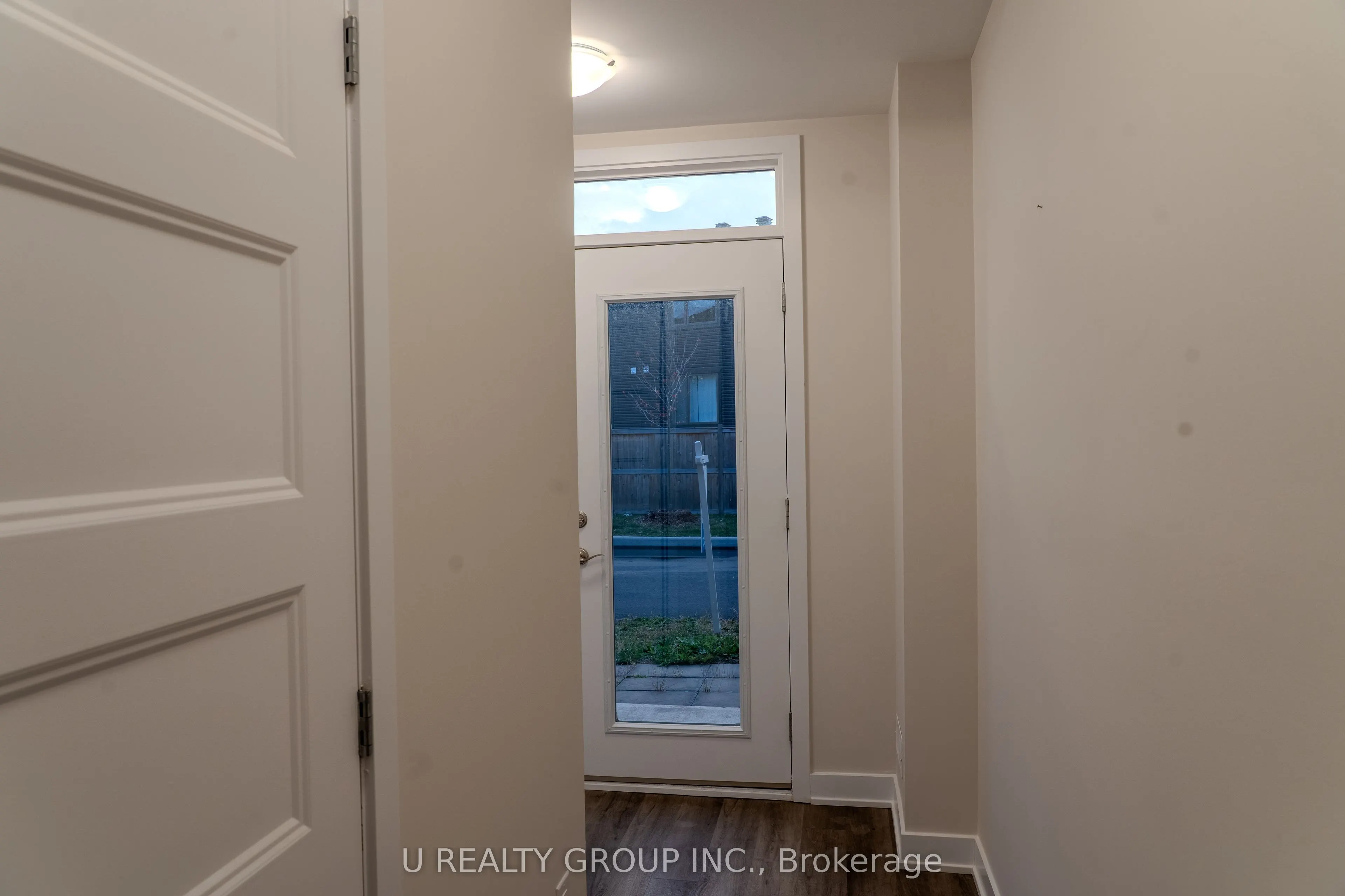 507 Lourmarin Pvt Private N