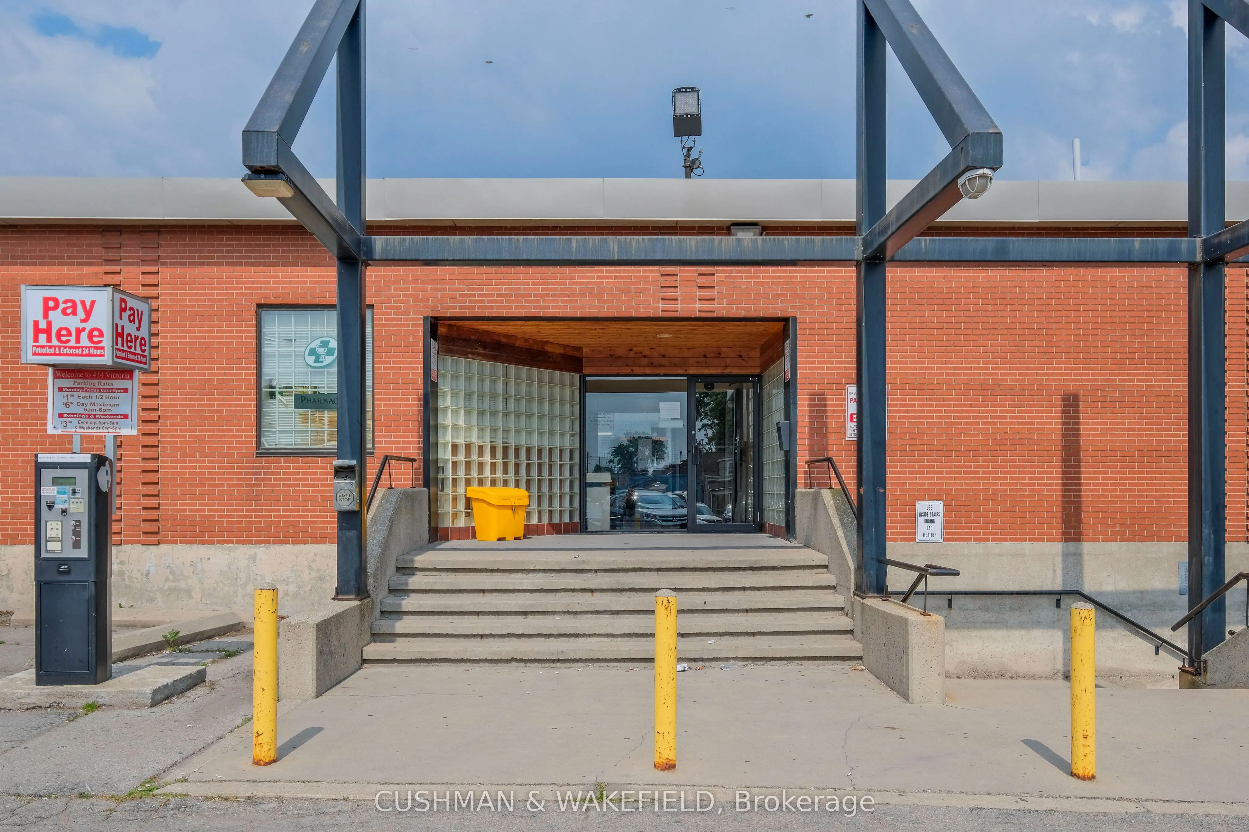 414 Victoria Avenue N, #M7