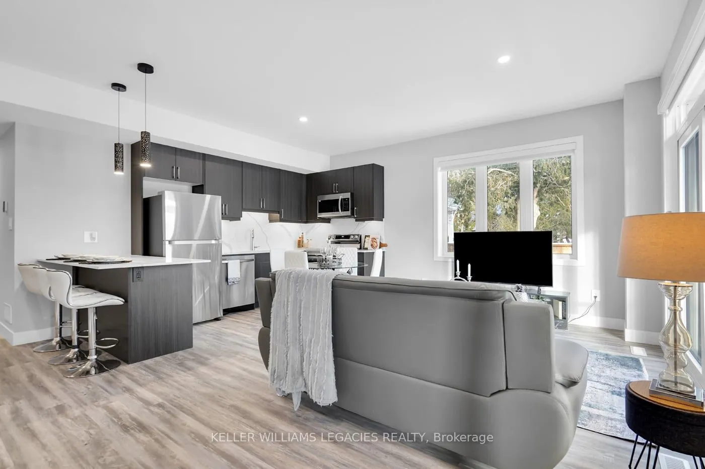 21 Meadowlily Road, #14