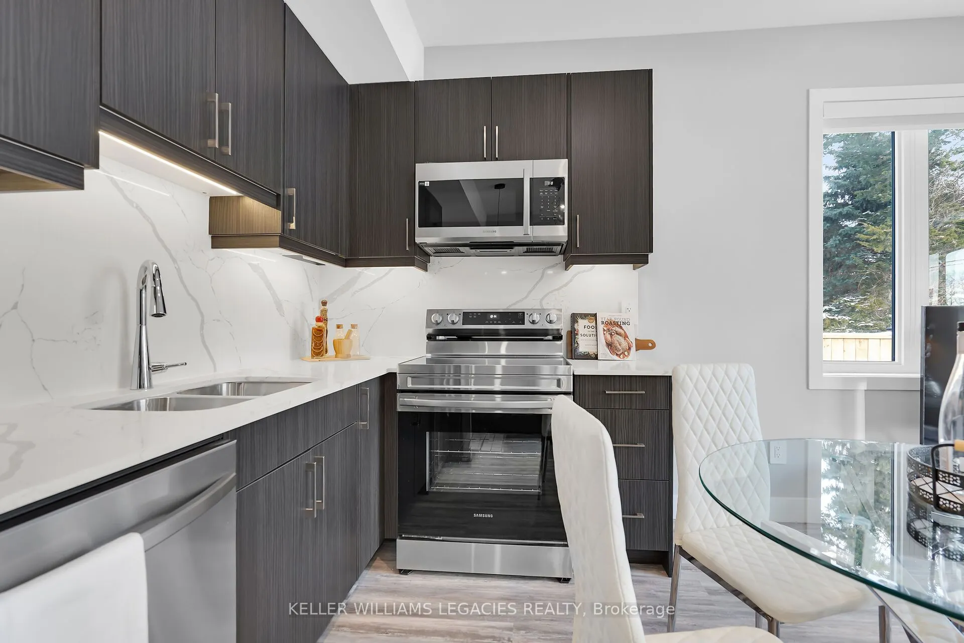 21 Meadowlily Road, #14