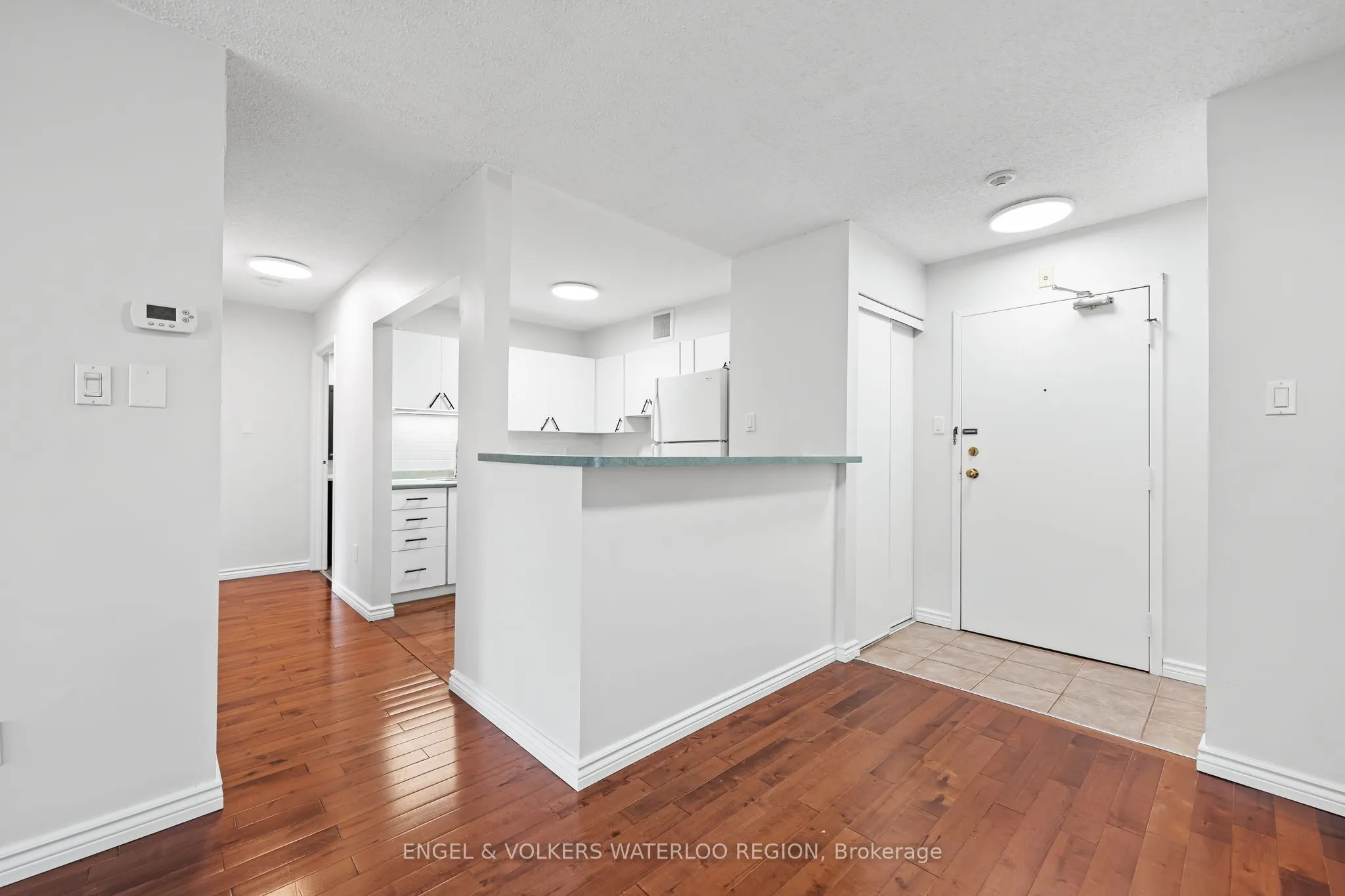 15 Hofstetter Avenue, #406