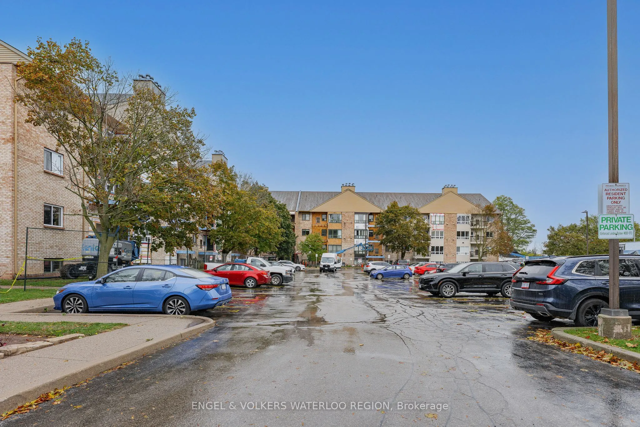 15 Hofstetter Avenue, #406