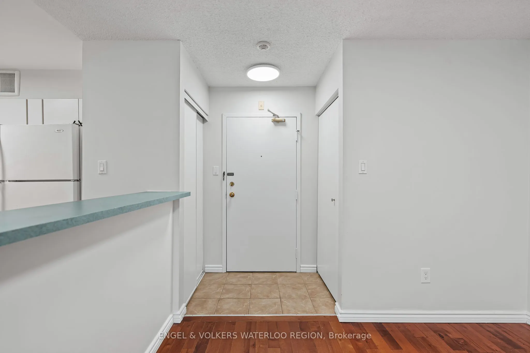 15 Hofstetter Avenue, #406