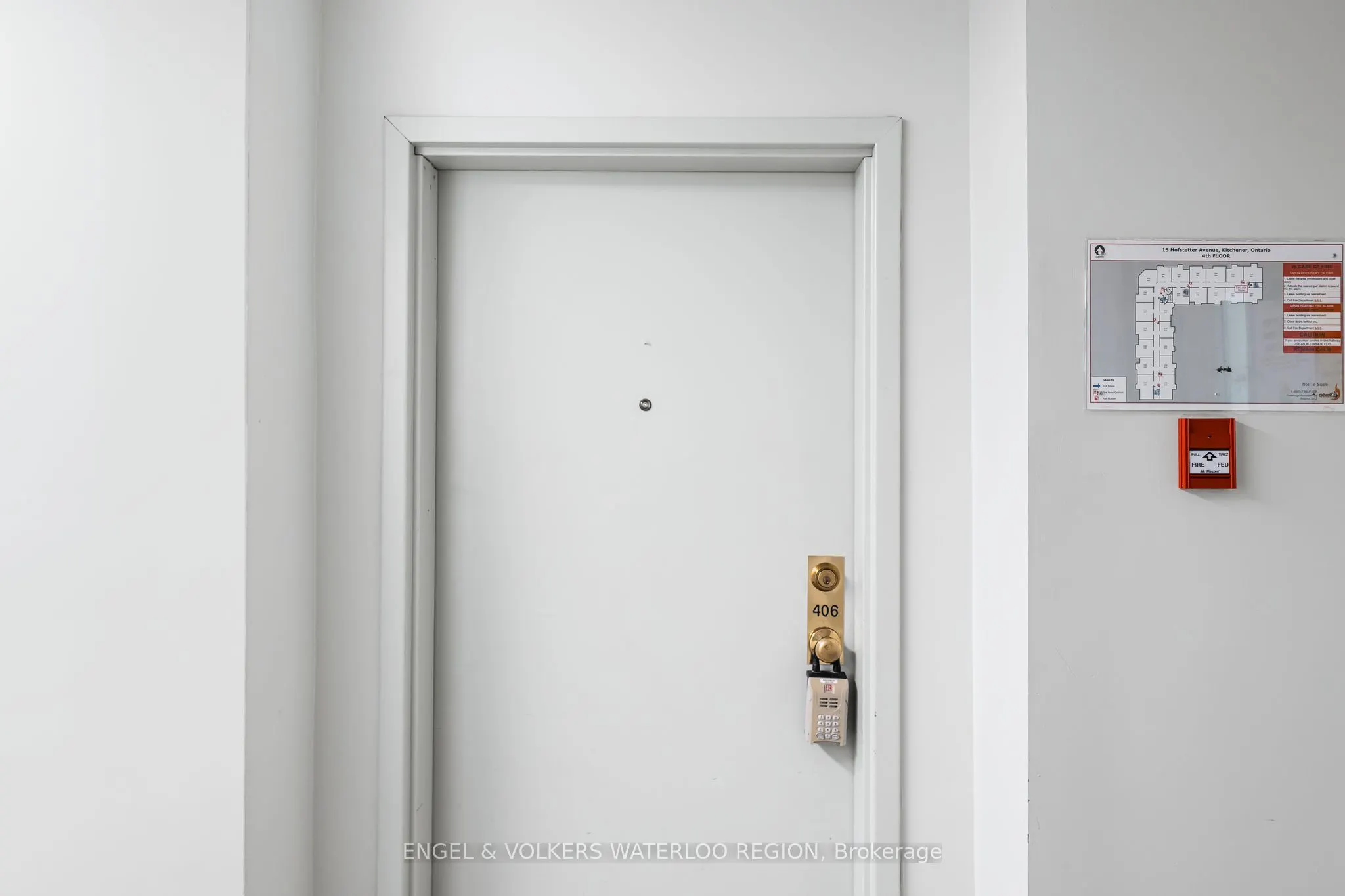 15 Hofstetter Avenue, #406