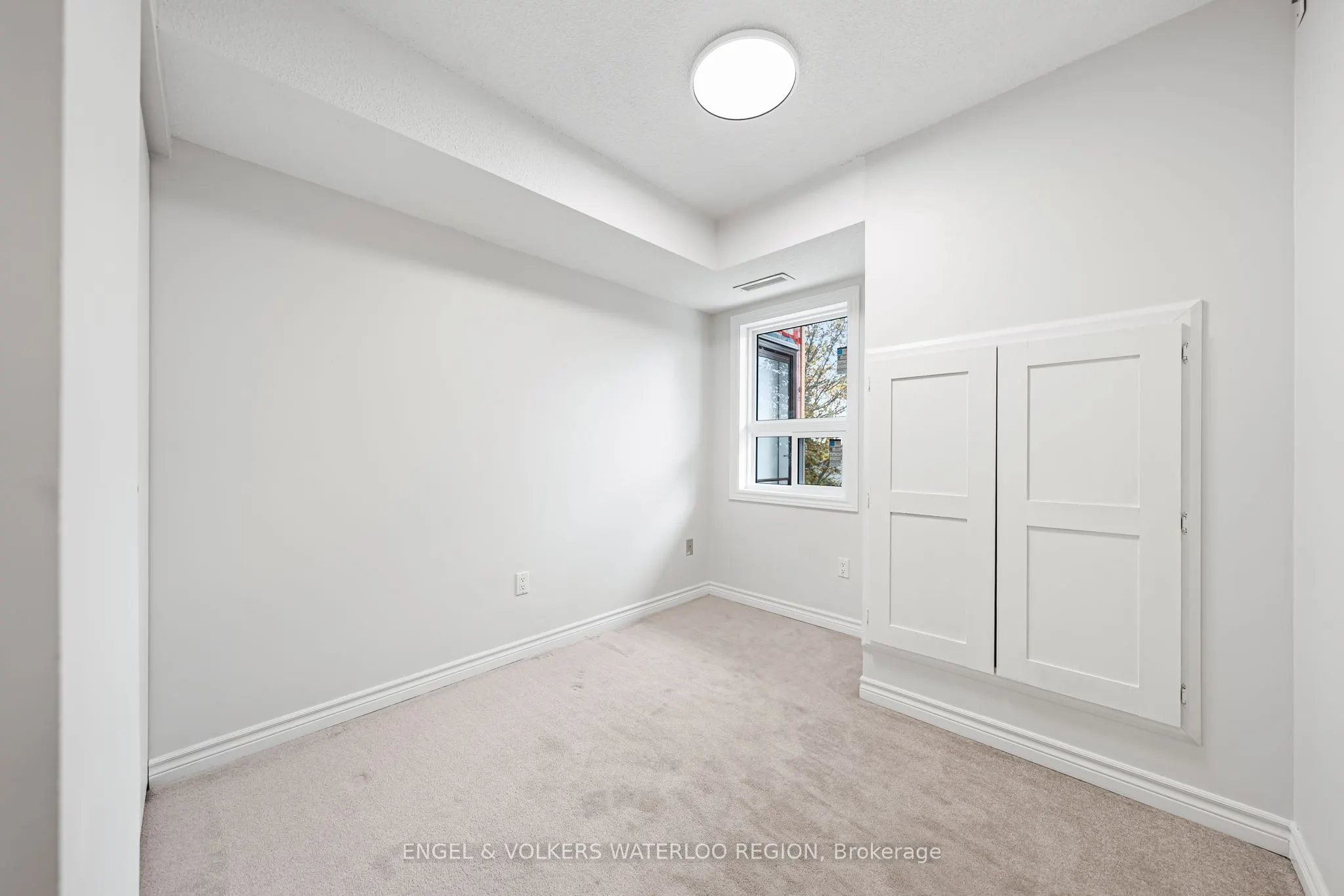 15 Hofstetter Avenue, #406