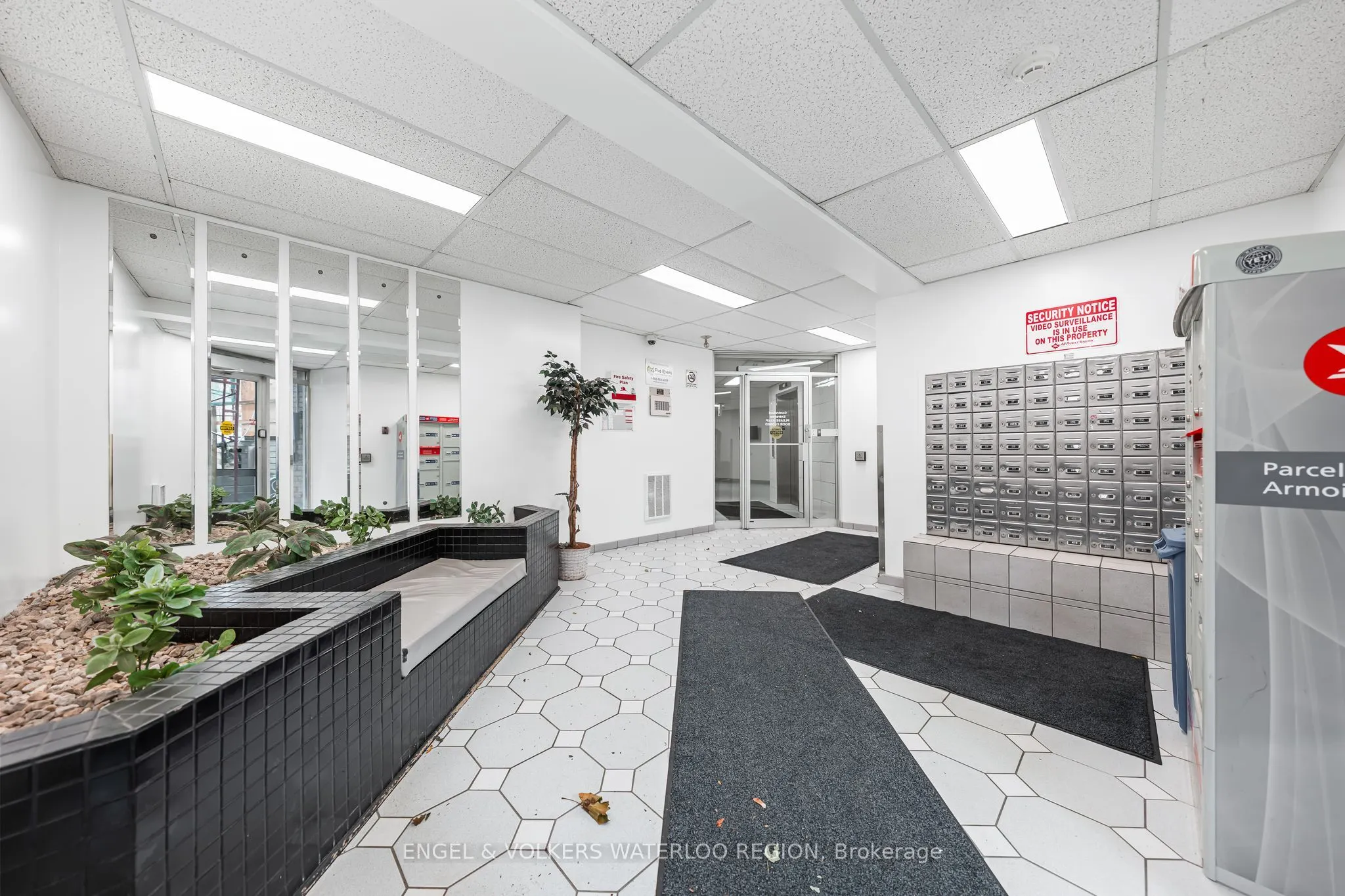 15 Hofstetter Avenue, #406