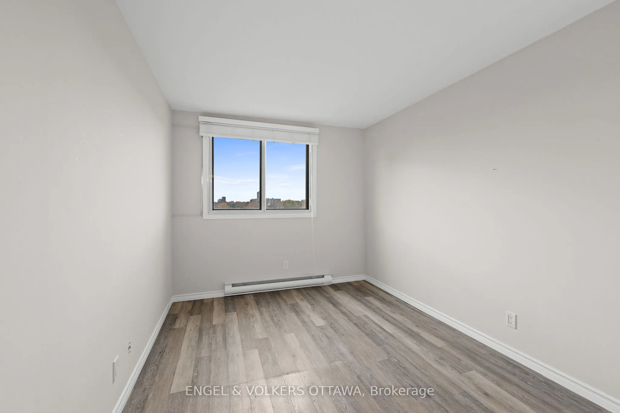 1195 Richmond Road, #1007