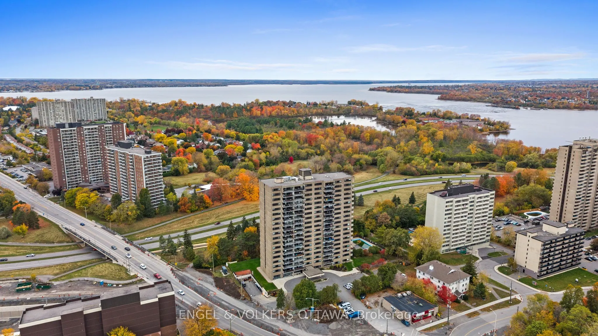 1195 Richmond Road, #1007