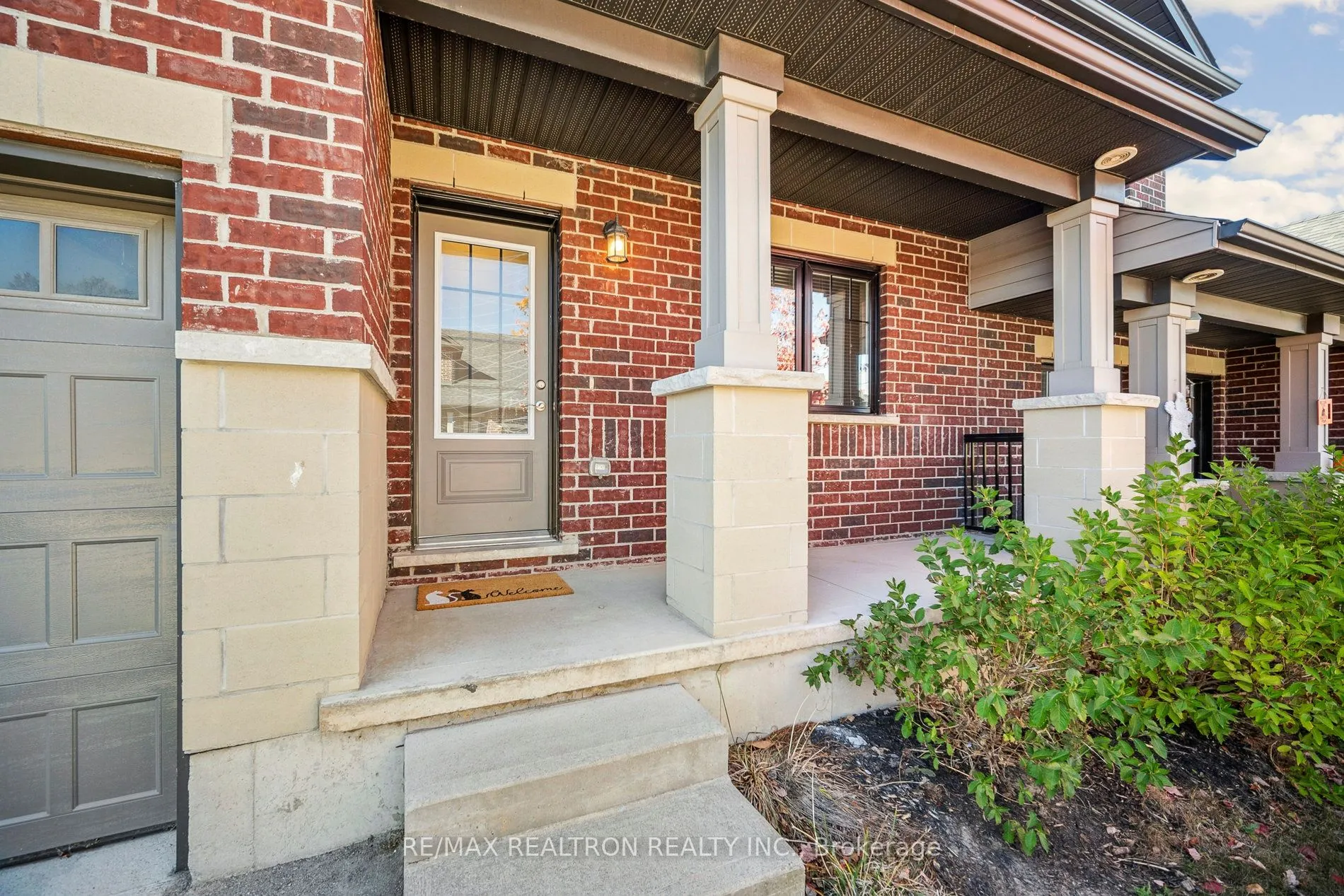 1 Chamberlain Avenue, #8