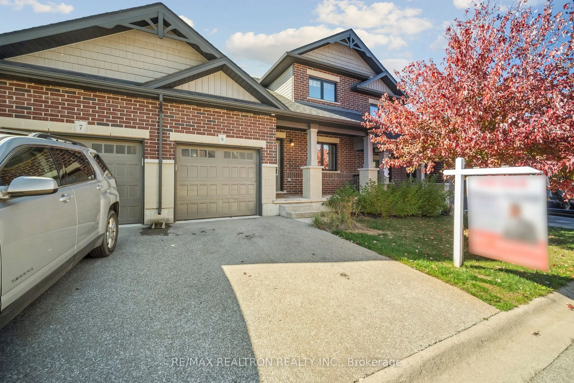 1 Chamberlain Avenue, #8