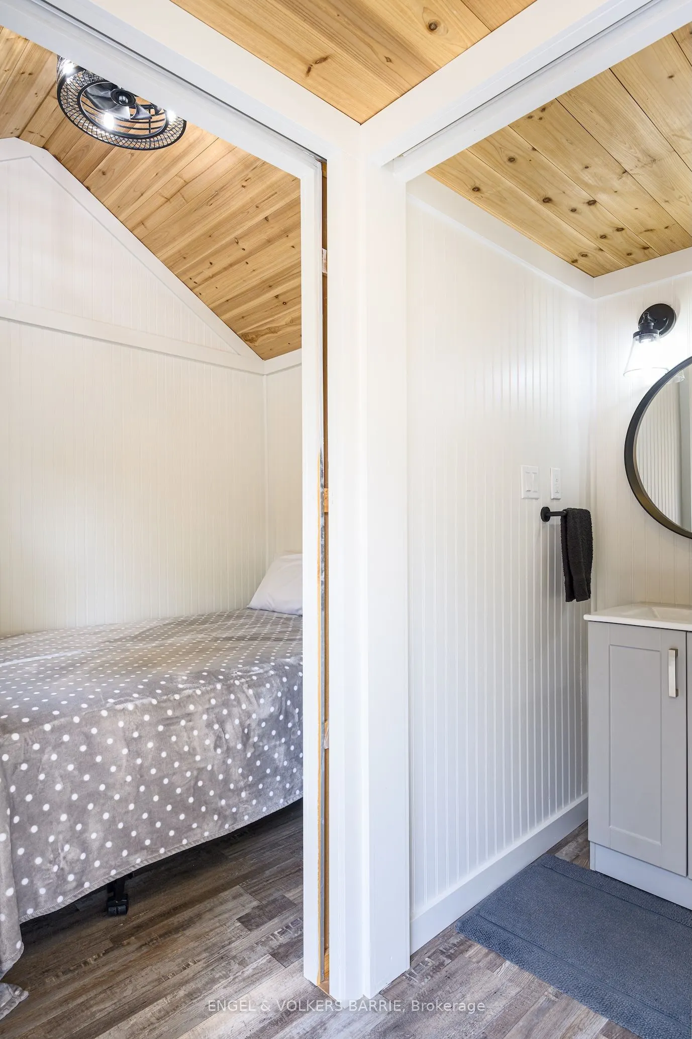 1123 Severn River Road