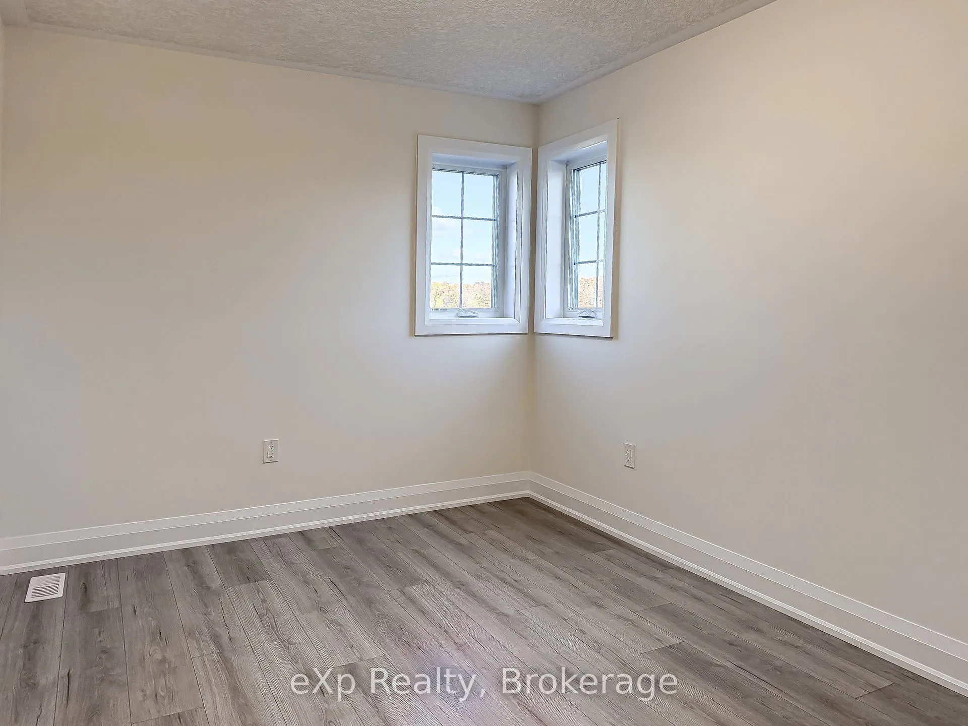 347 Canada Plum Street, ##Upper