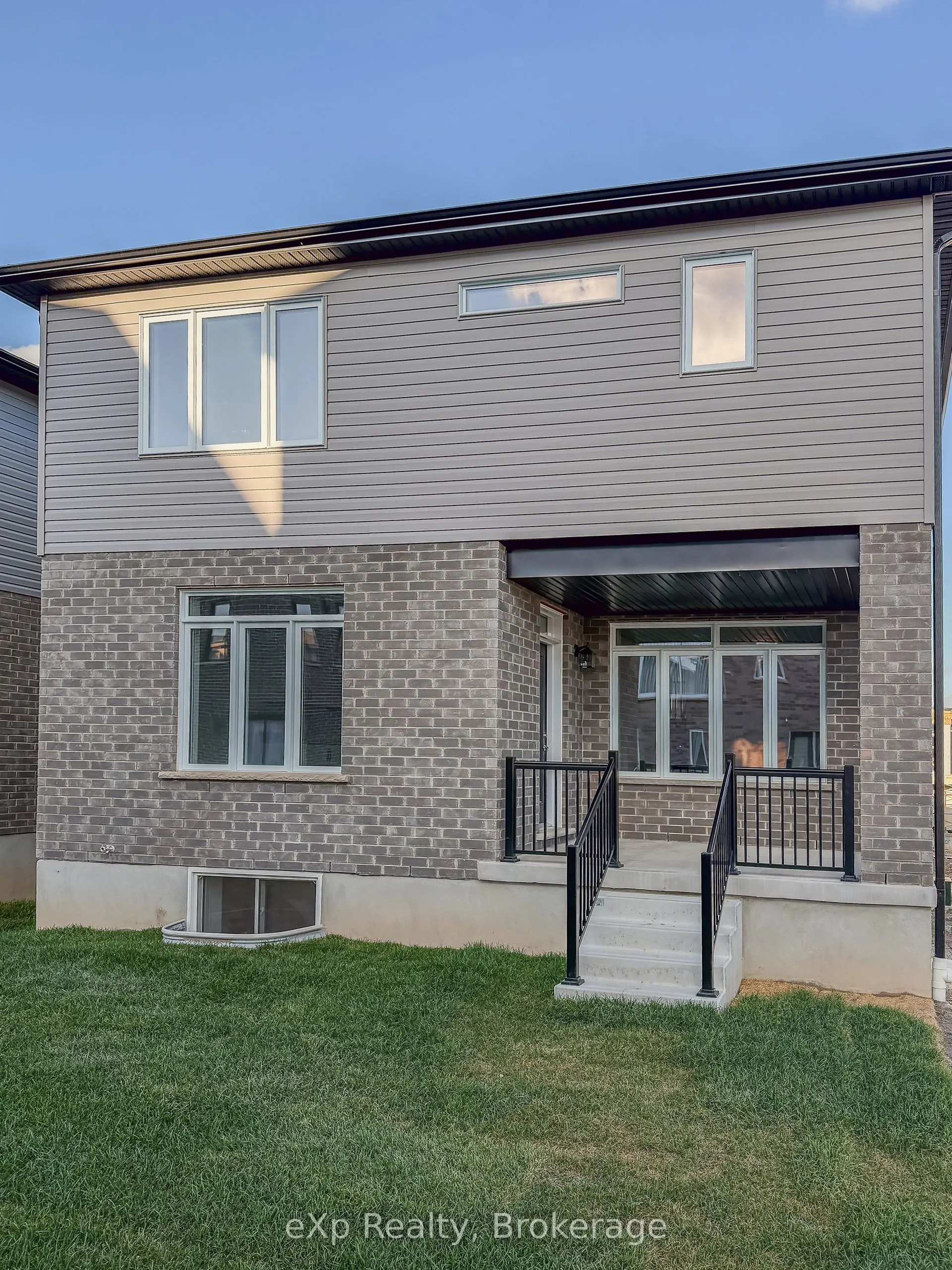 347 Canada Plum Street, ##Upper