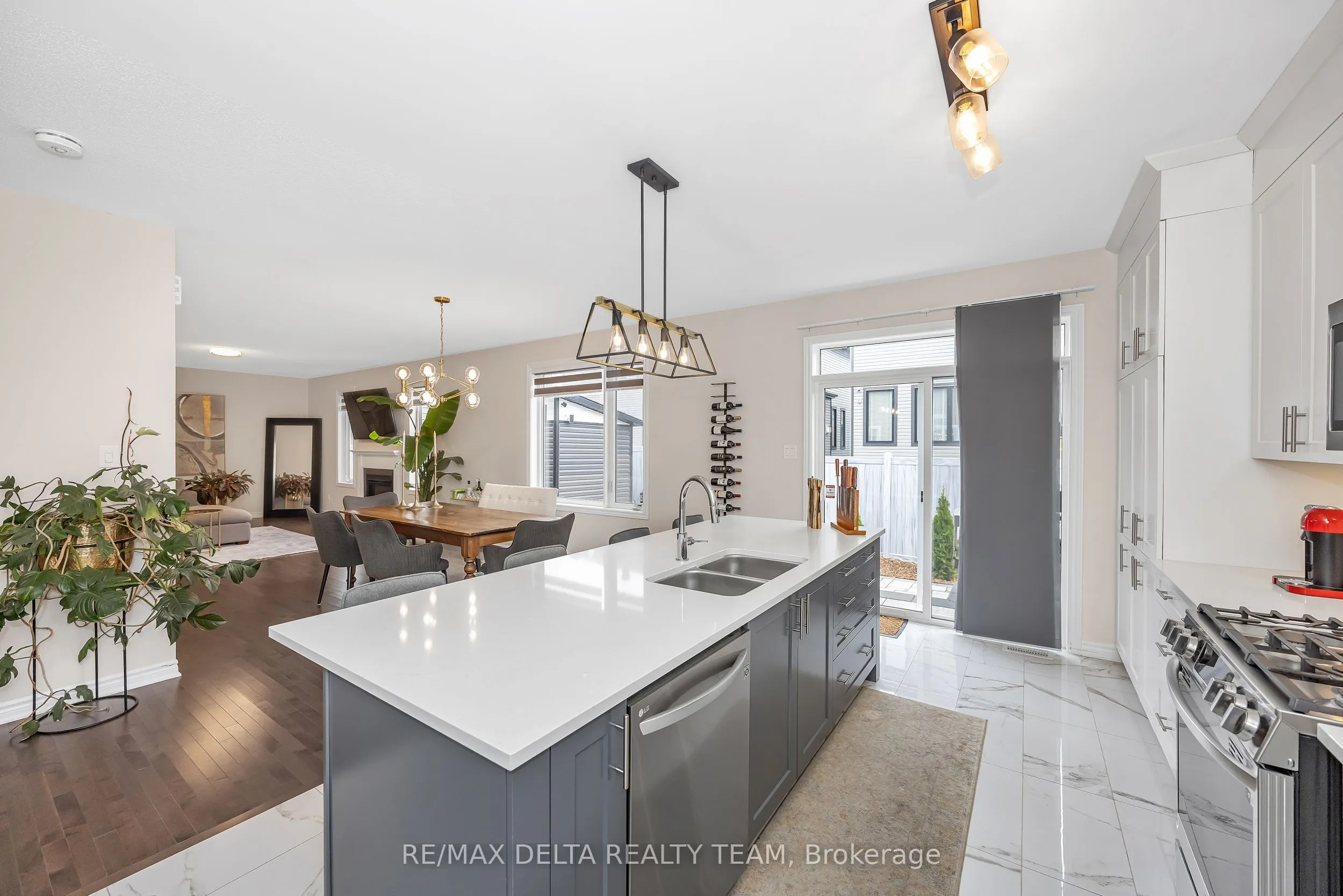748 Vennecy Terrace