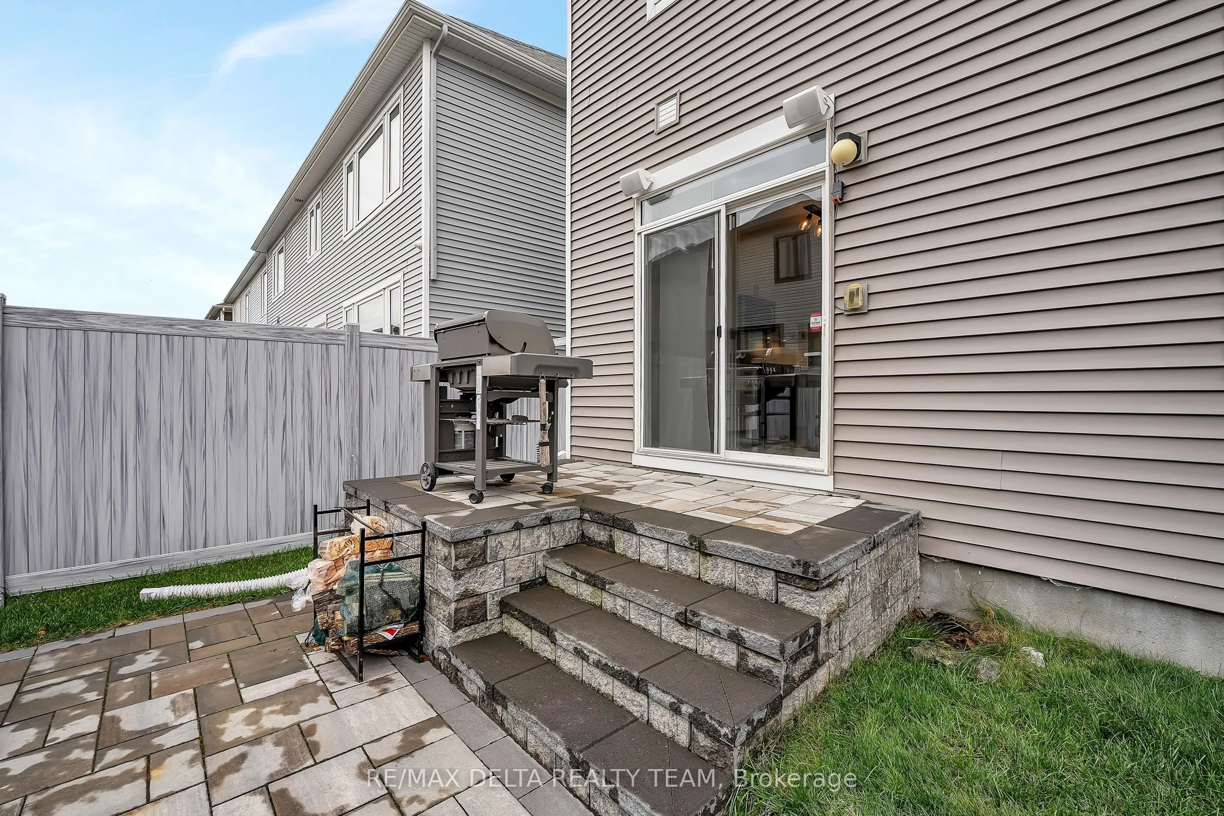 748 Vennecy Terrace