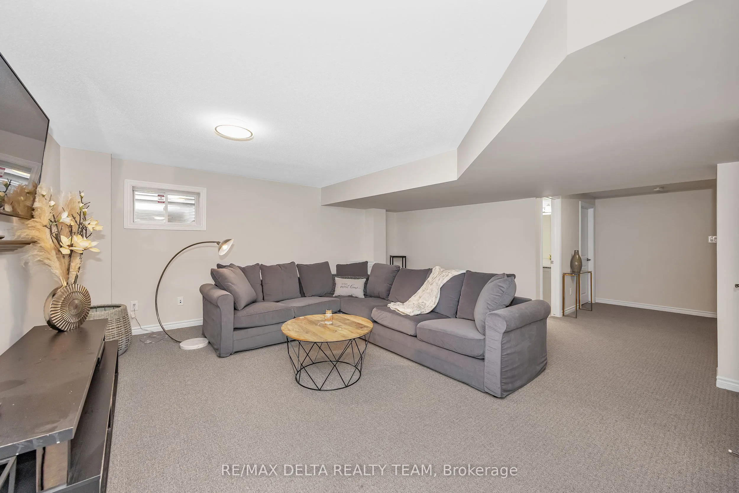 748 Vennecy Terrace