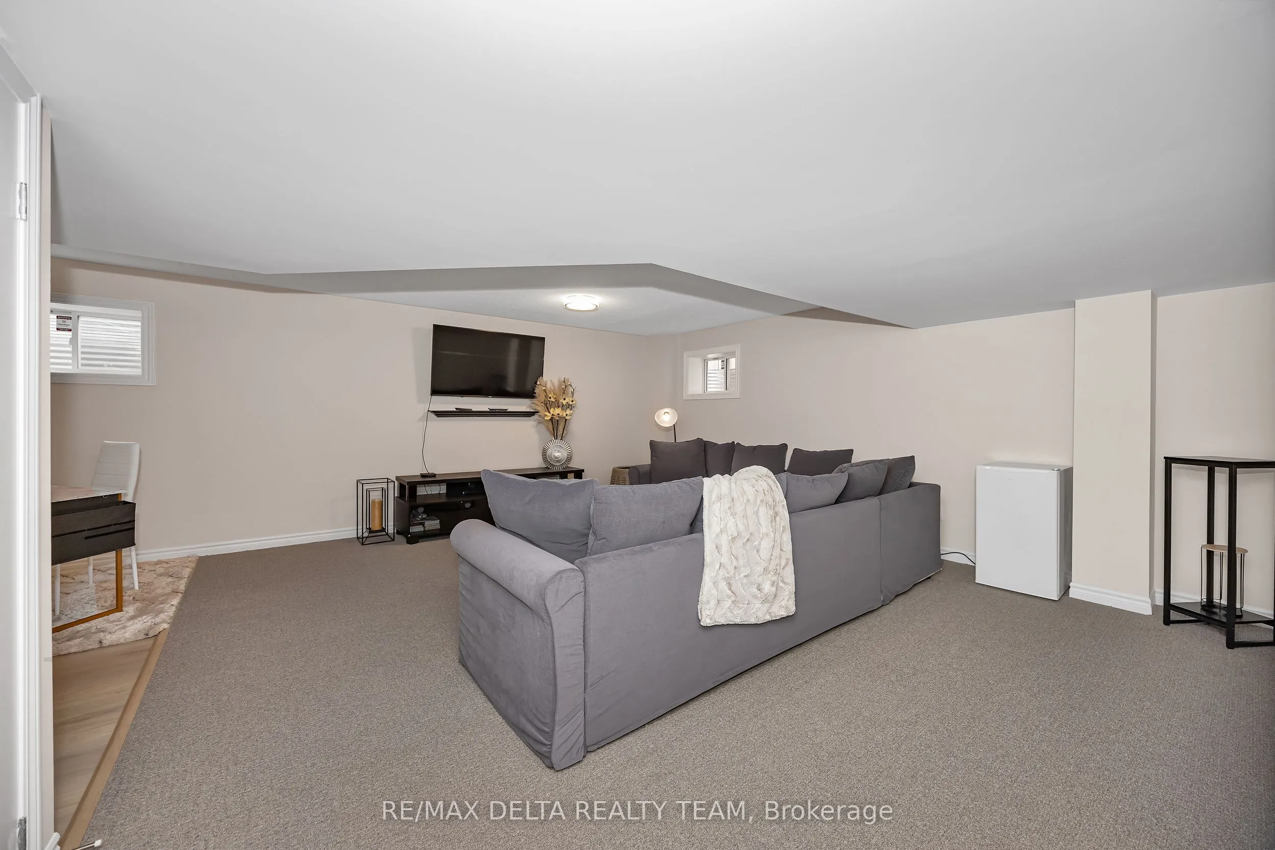 748 Vennecy Terrace