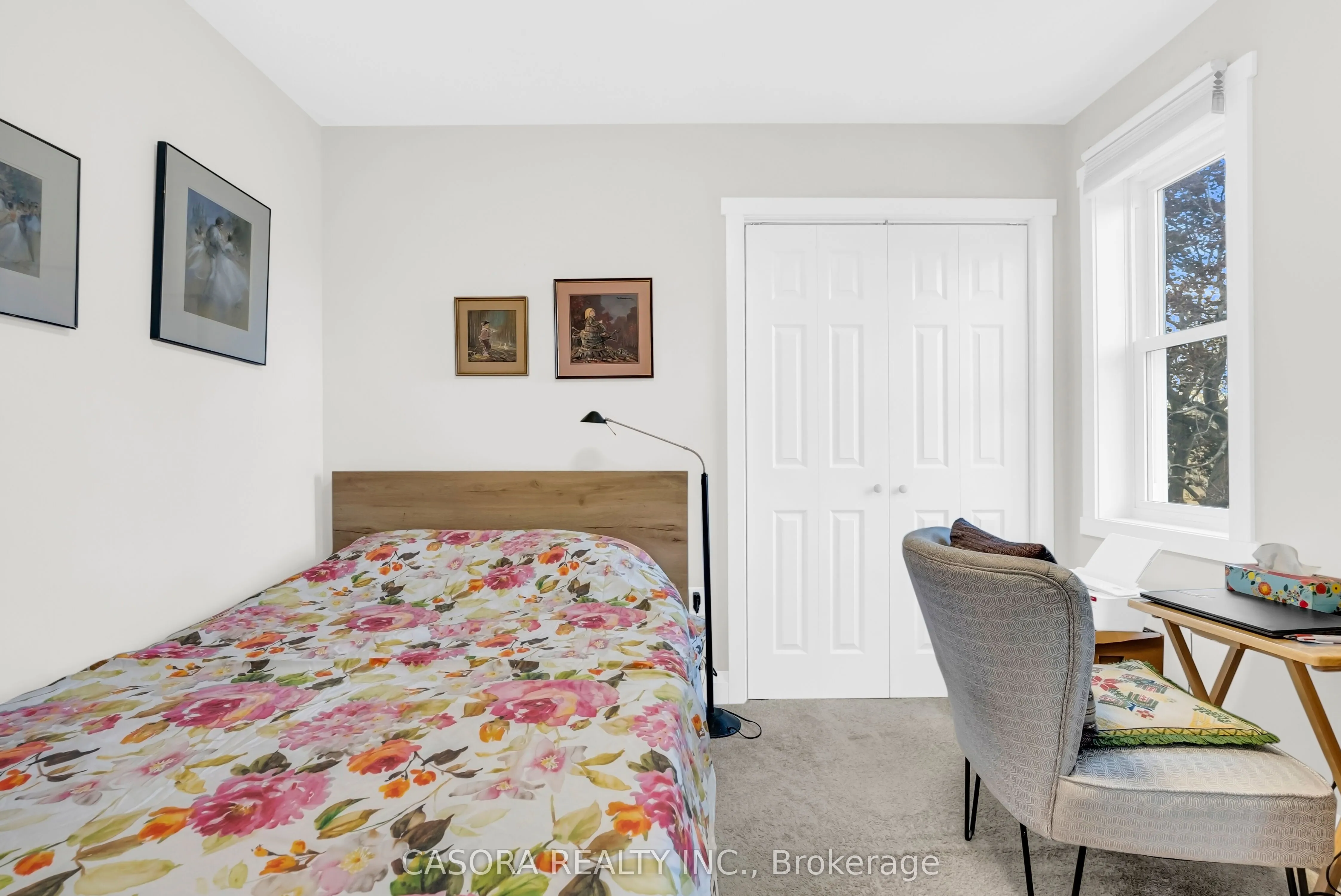 324 East 43rd Street