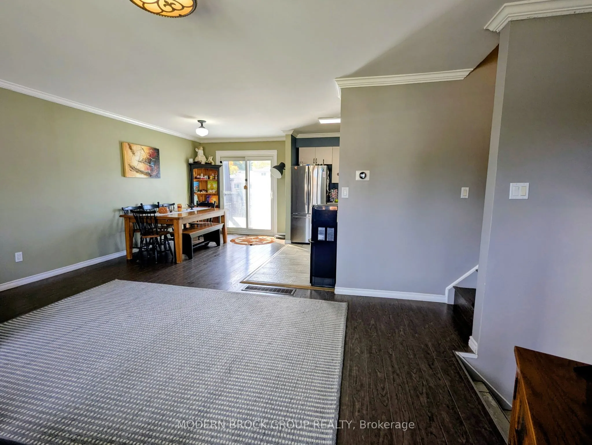 1350 Linden Crescent