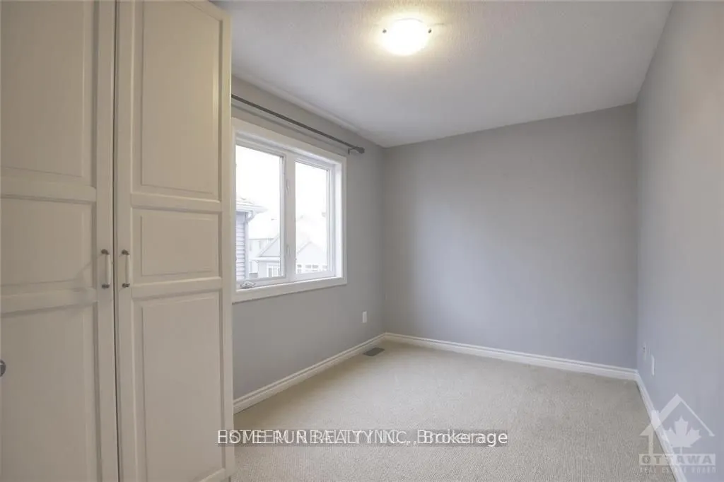 210 COOKS MILL Crescent