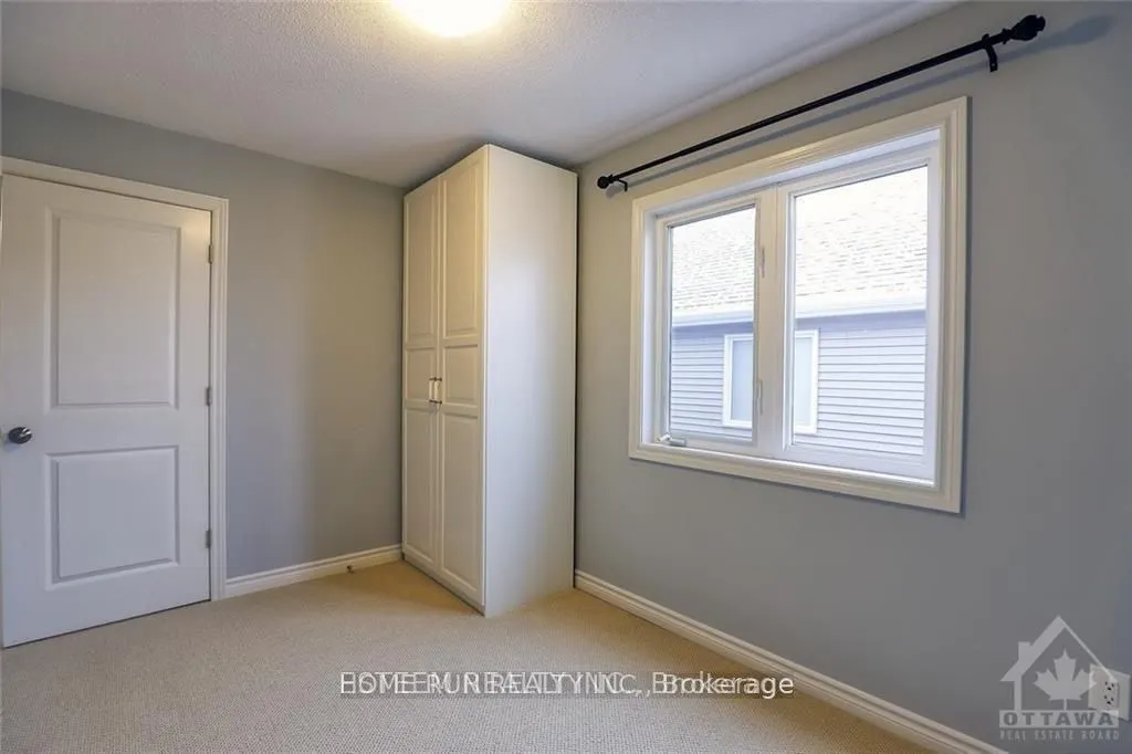 210 COOKS MILL Crescent