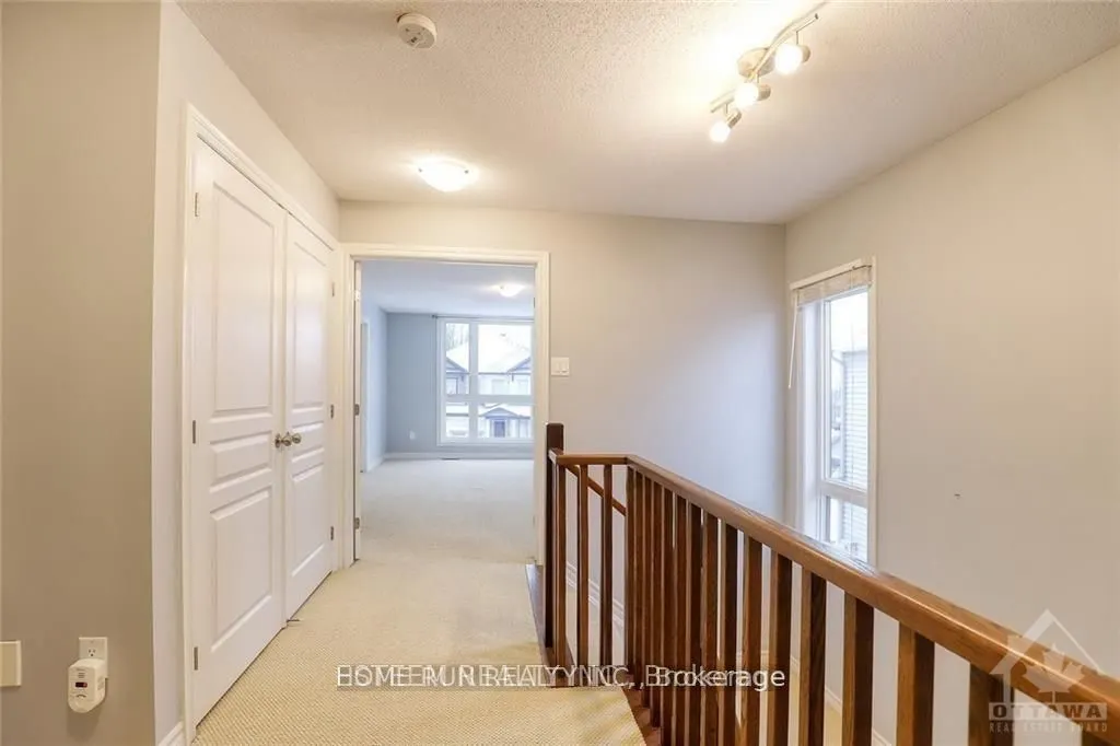 210 COOKS MILL Crescent