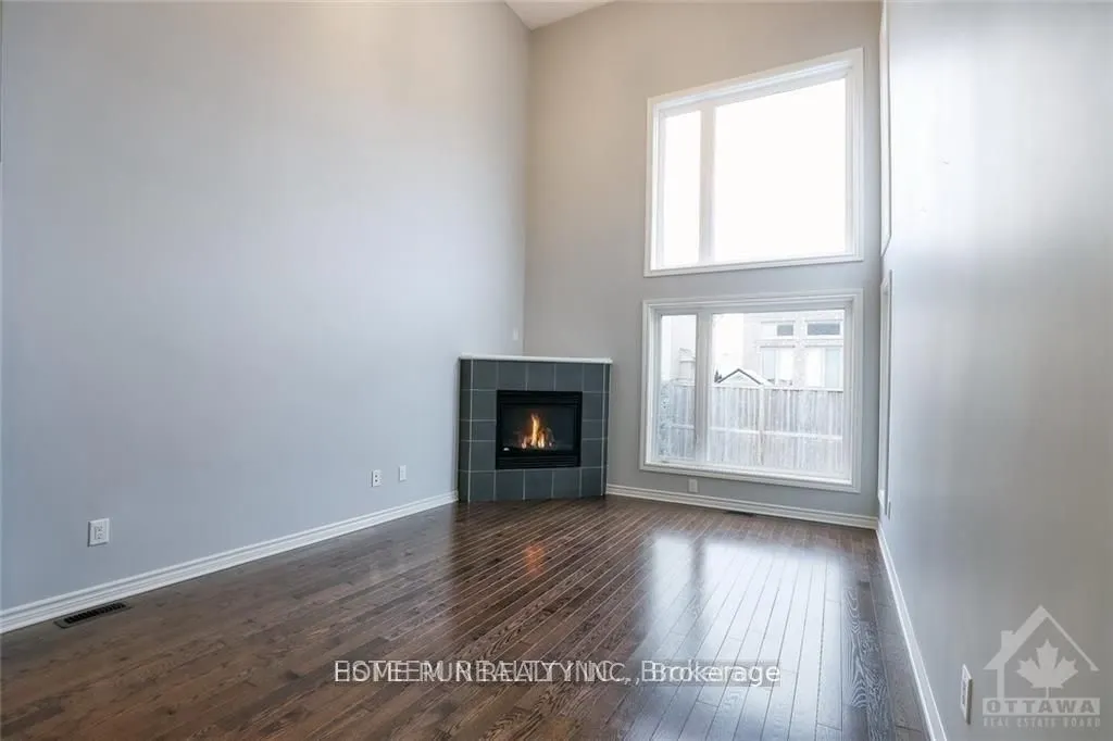 210 COOKS MILL Crescent