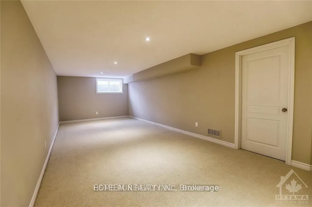 210 COOKS MILL Crescent