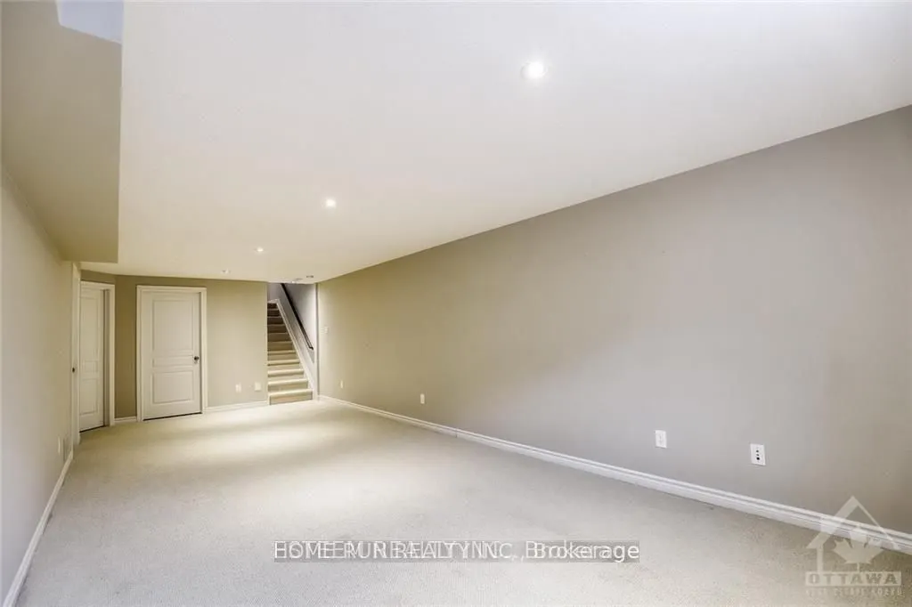 210 COOKS MILL Crescent