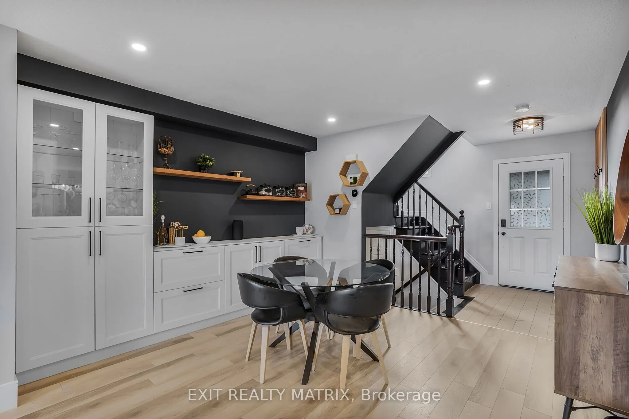 180 Soleil Avenue