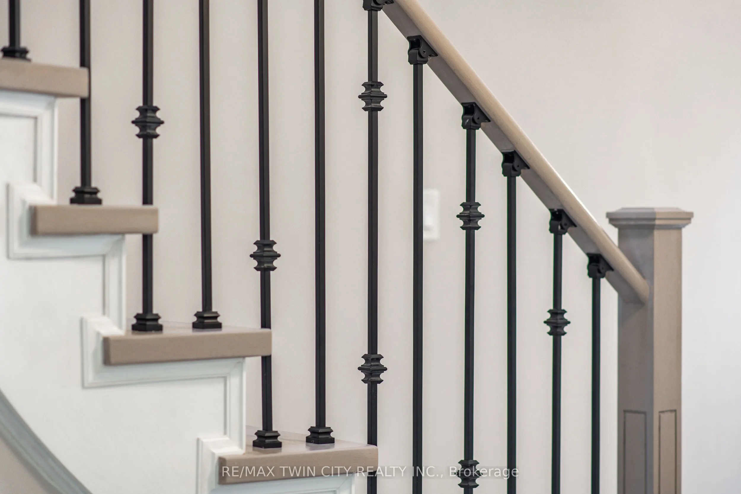 86 Santa Maria Drive