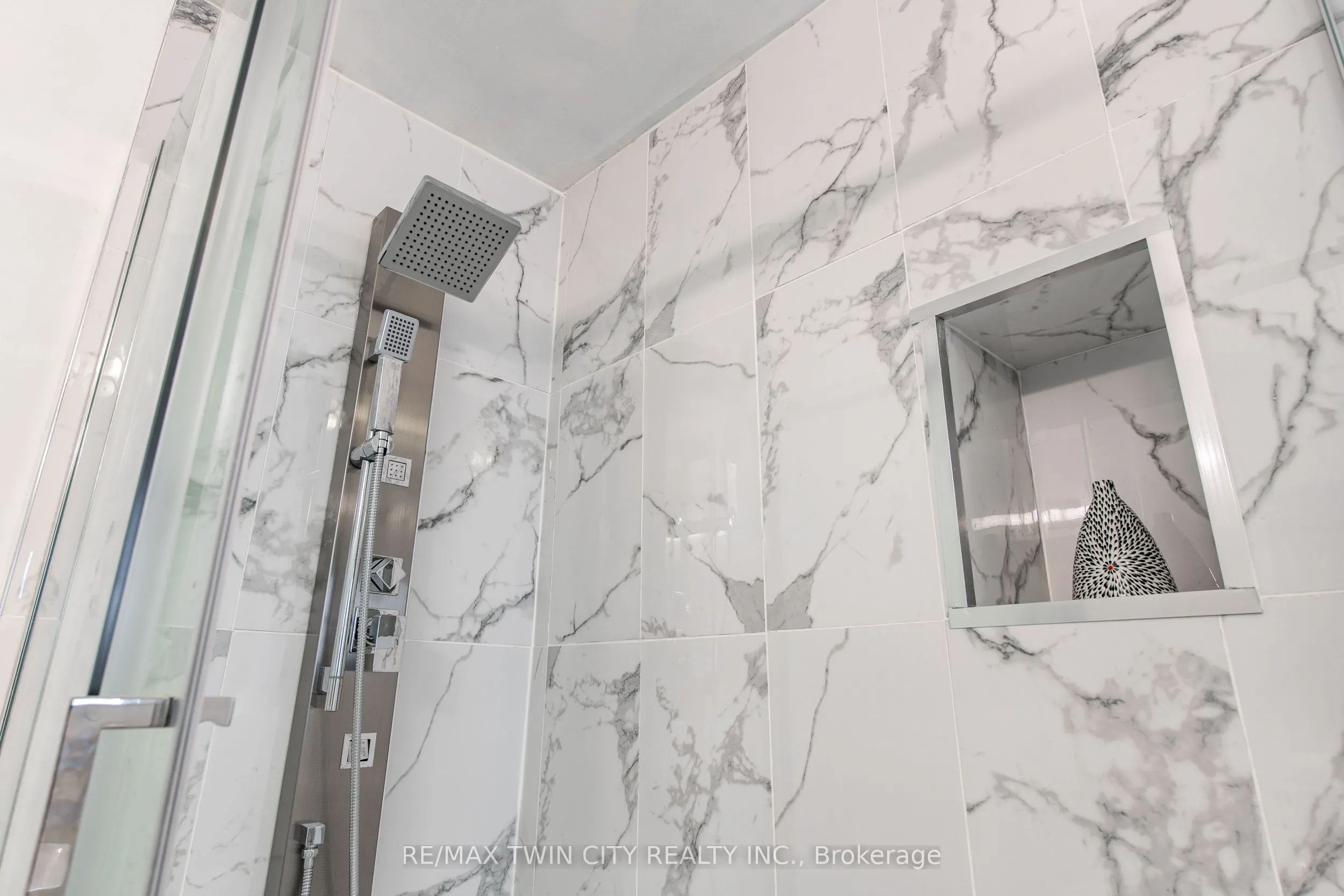 86 Santa Maria Drive