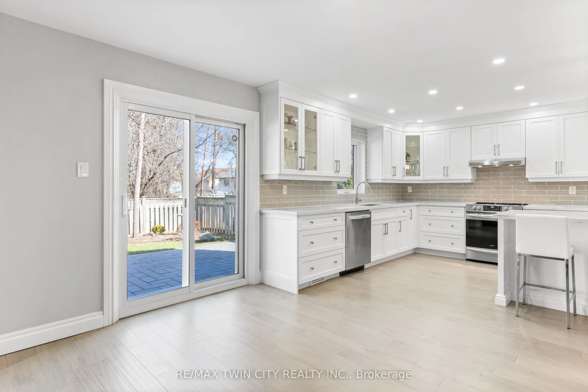 86 Santa Maria Drive