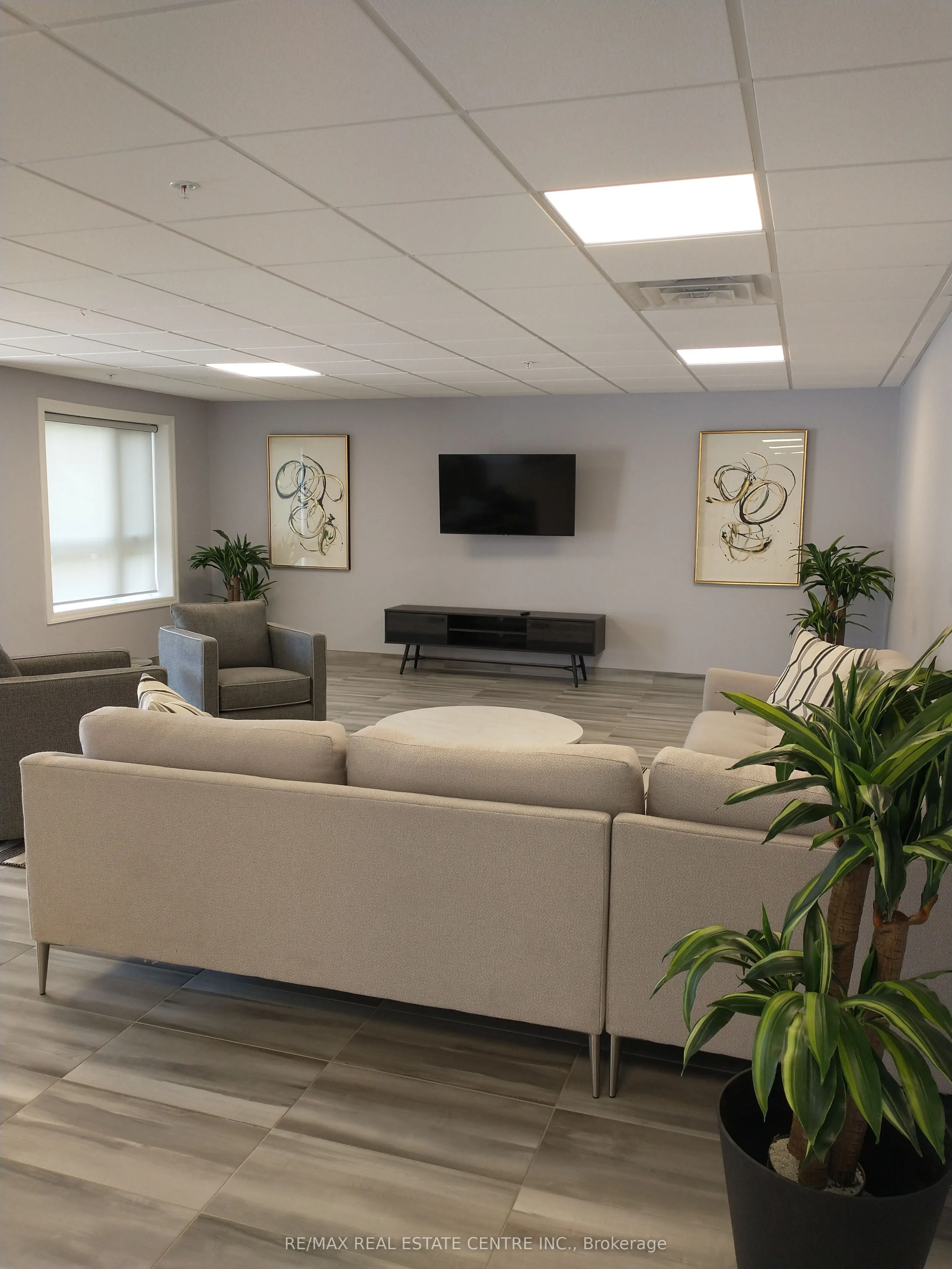 35 Kingsbury Square, #310